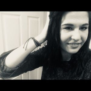 Meet your Posher, Alyssa